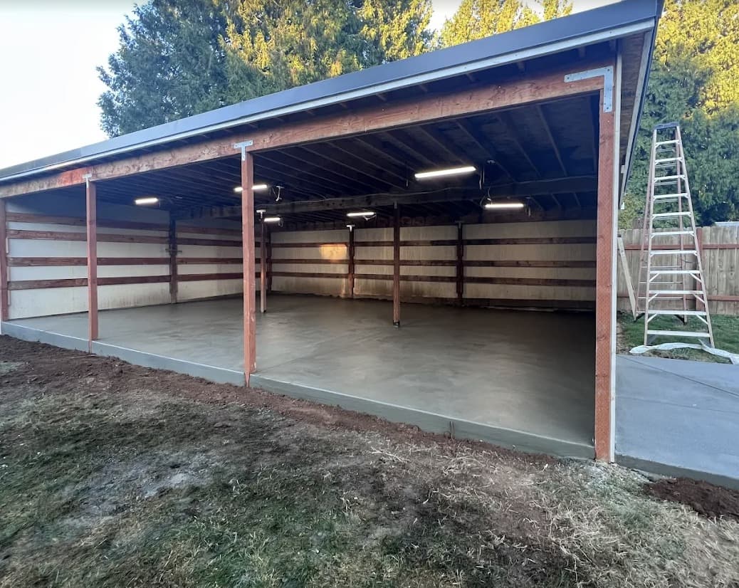 Workshop slab with thickened edge in Morris, Alabama